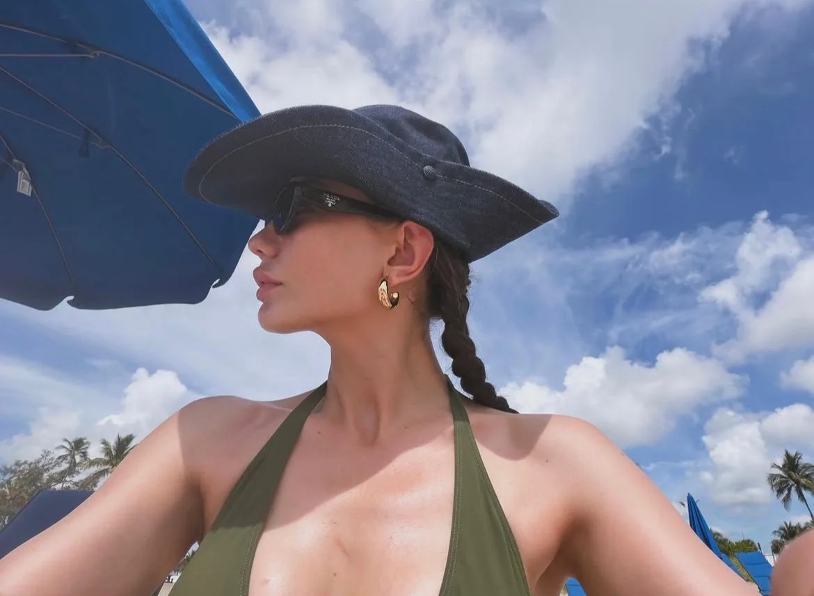 Demet Özdemirdən tətil fotoları