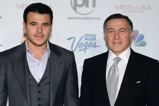 “Mediada oxudum” - Emin Ağalarov atasının ikinci evliliyi haqqında
