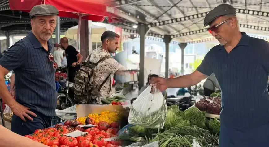 Şəhər həyatını tərk etdi!