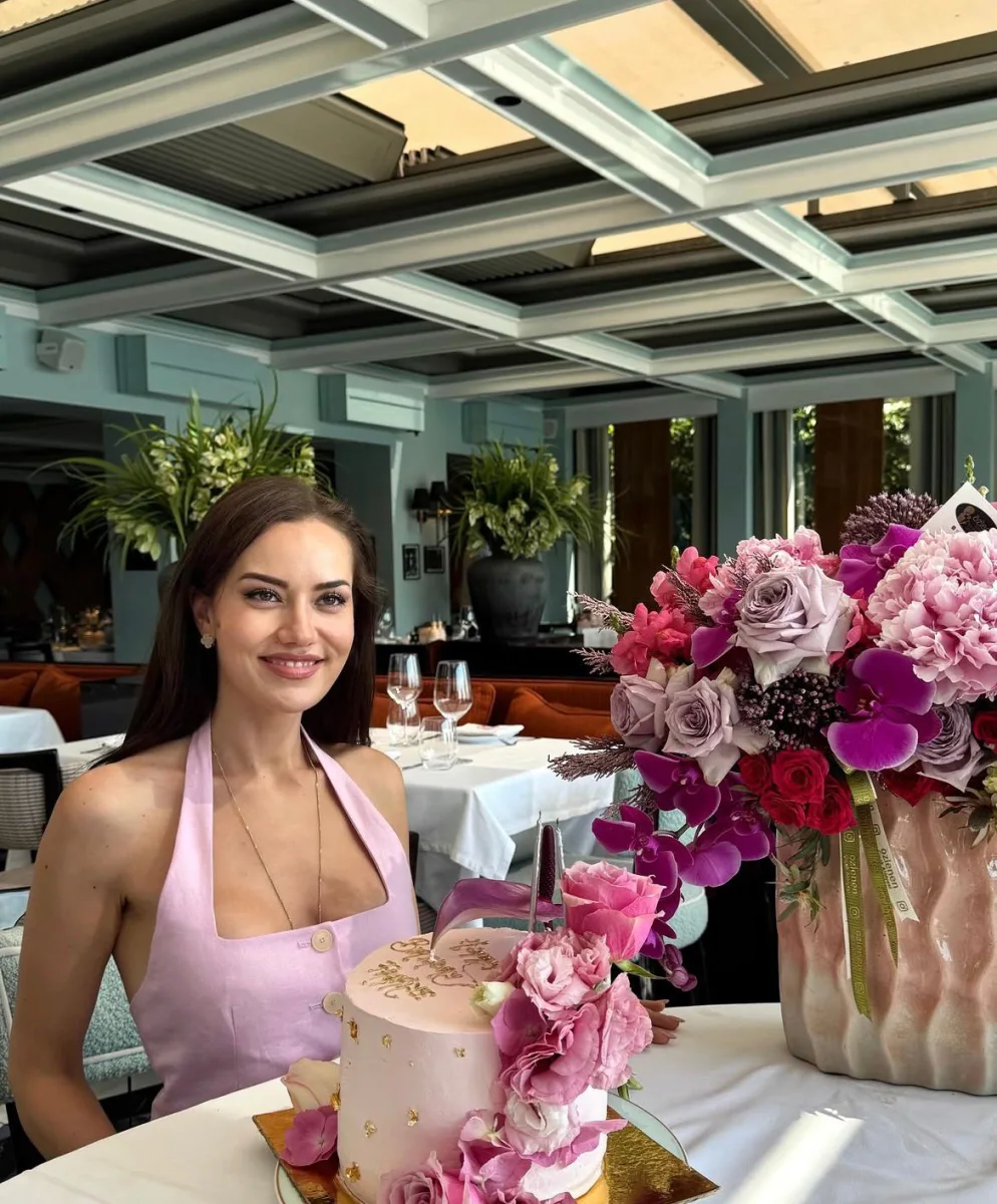 Fahriye Evcen 40 yaşında!
