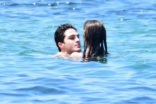 Həmkar cütlüyün Bodrum istirahəti