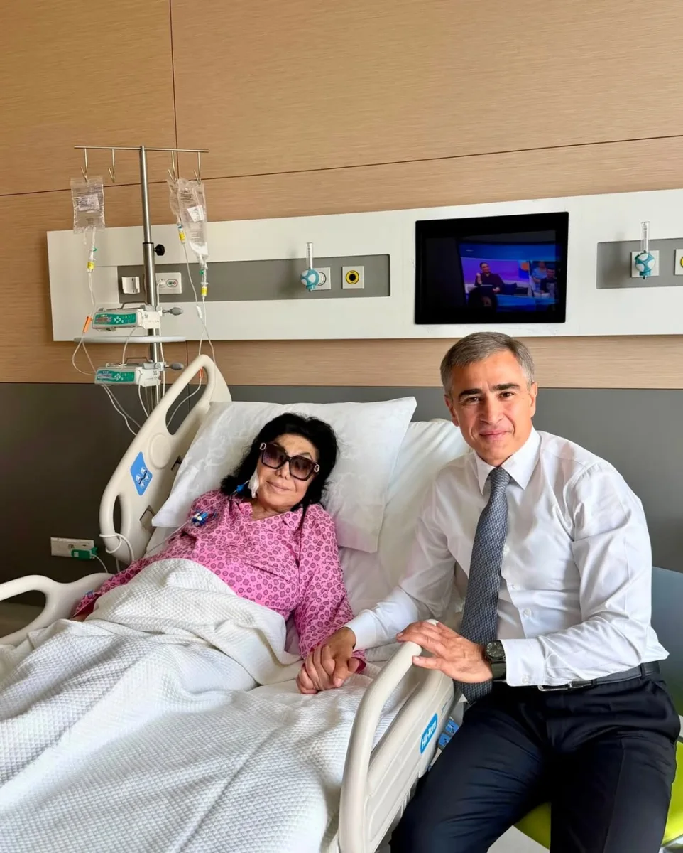 Flora Kərimova xəstəxanaya yerləşdirildi