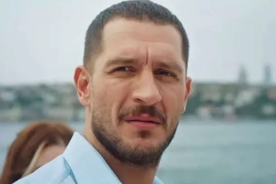 Bakıda viral olan replikasını təkrarladı