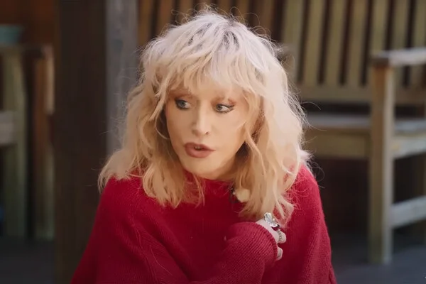Madonna yoxsa Alla Puqaçova?