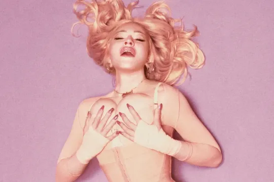 Madonnanın “Vogue” fotosessiyası