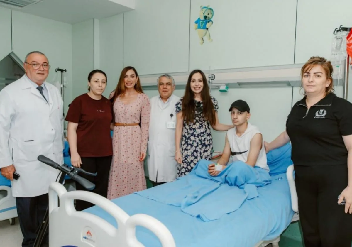 Leyla və Arzu Əliyevalar Milli Onkologiya Mərkəzində - Fotolar