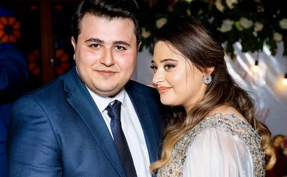 Almaxanım əkizlərinə ad günü etdi