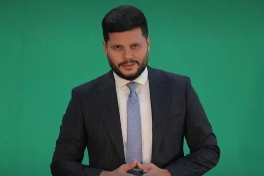 Zaur hamını aldatdı