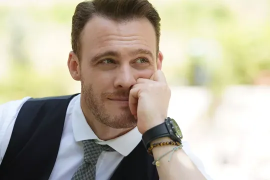 Kerem Bürsin Bakıya gəlir!