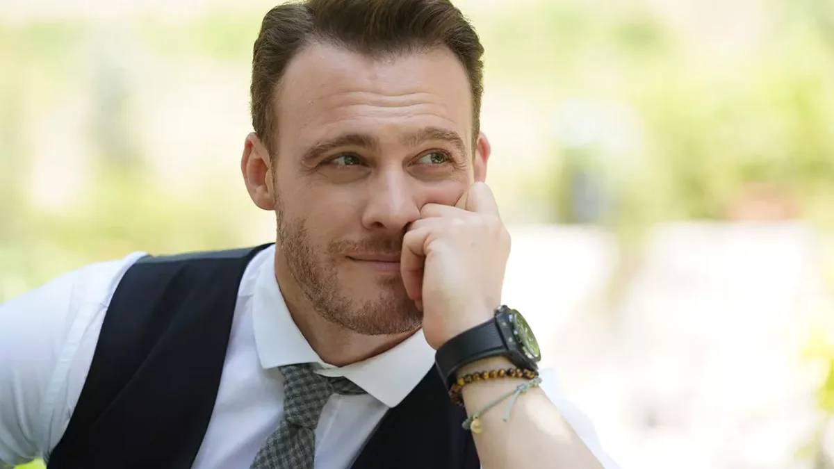 Kerem Bürsin Bakıya gəlir!
