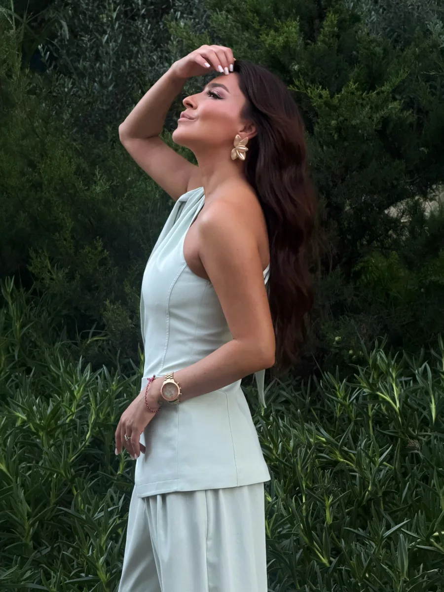 Hər konsert gününə bir “look”...