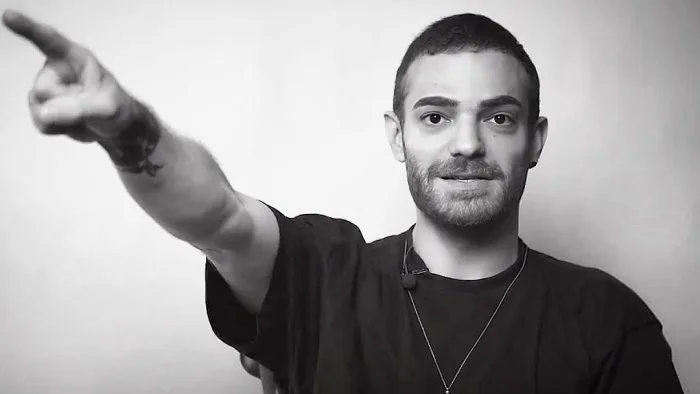 “Azərbaycana gələ bilmirəm” - Elnur AZAL-dan şikayətləndi
