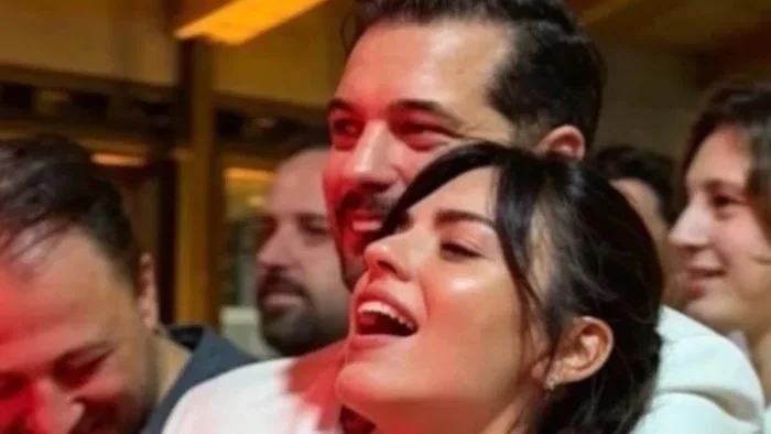 Çağatay və sevgilisinin toy fotosu