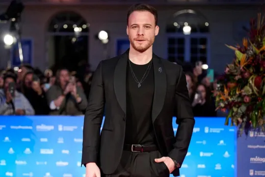 Kerem rus filminə çəkilir
