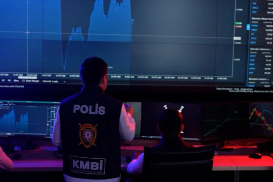 Süni intellektlə fotolar düzəldib qadınları şantaj edirdilər - Kiberpolis saxladı