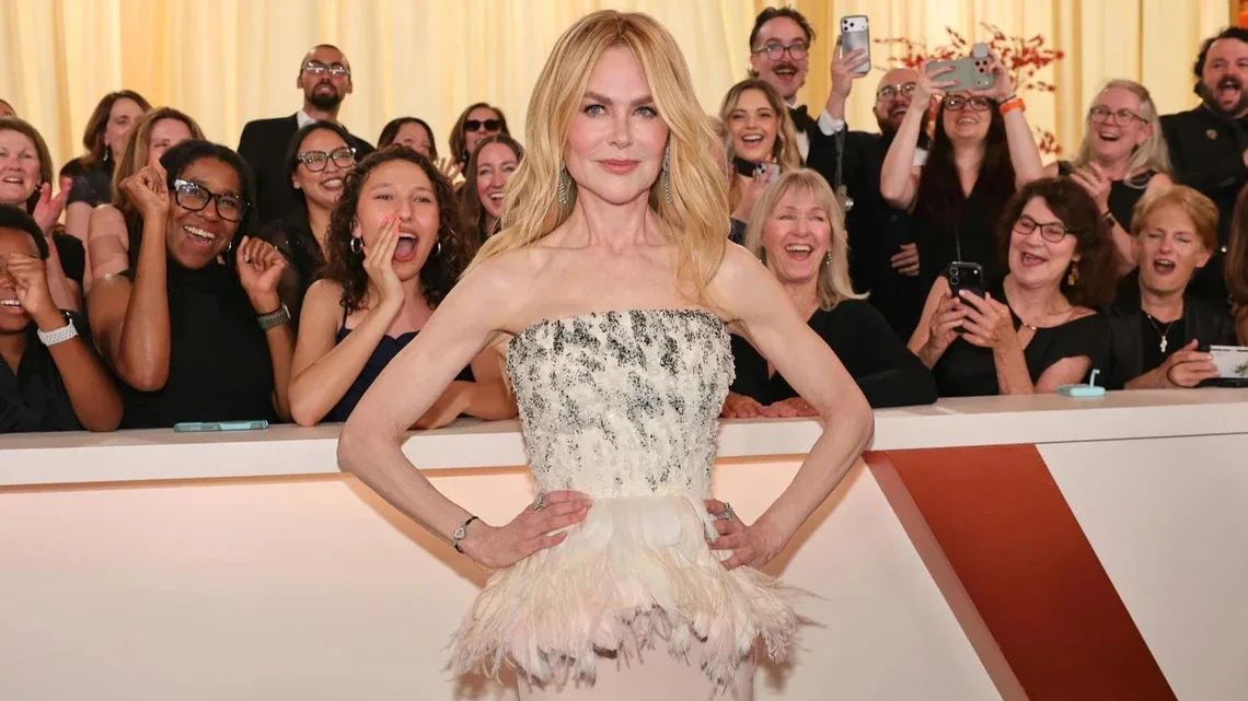 Nikol Kidman qısa şortda – Foto