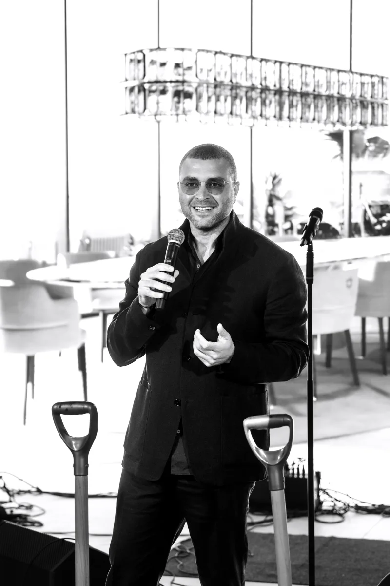 "Sea Breeze"də "ELIE SAAB" yaşayış layihəsinin tikintisinə başlanıldı