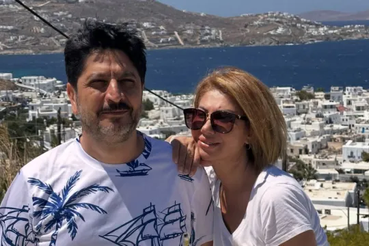 Bu dəfə Mikonosa getdilər