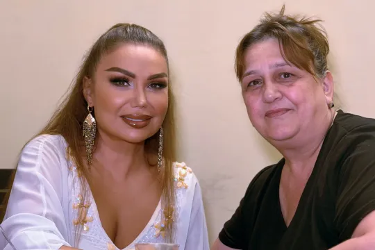 Könül Kərimova Qaxda illər sonra 7-ci sinif rəfiqəsi ilə görüşdü