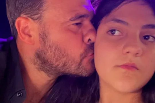 Emin Ağalarovdan övladları ilə paylaşım
