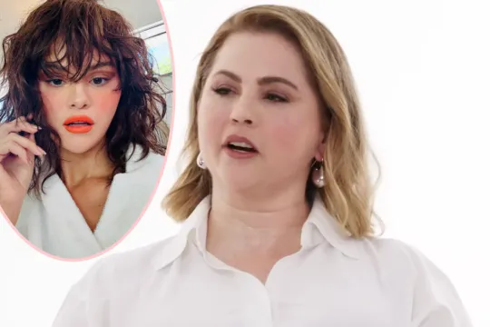 Selena və anası dələduzluqda ittiham olunur