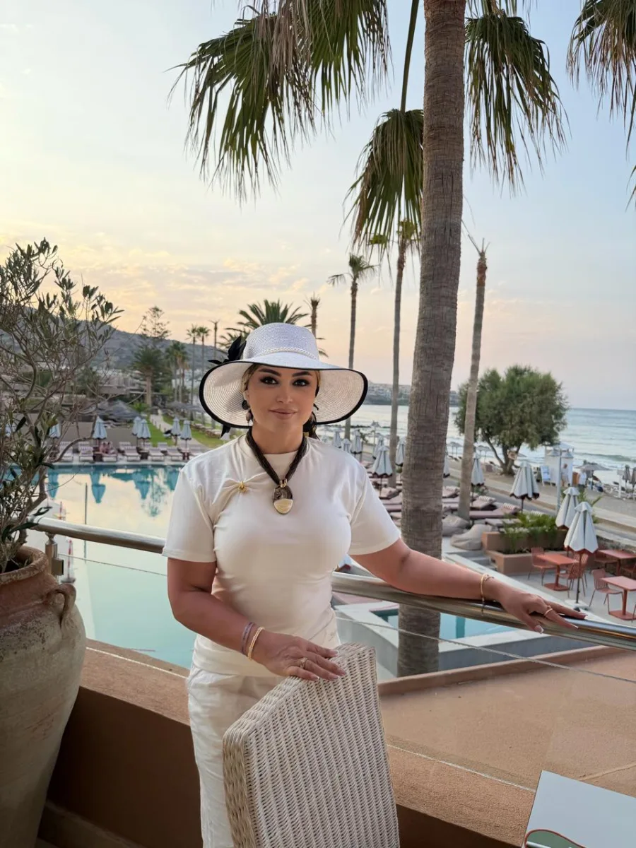 Ceyran Rəhimova Yunanıstanda dincəlir