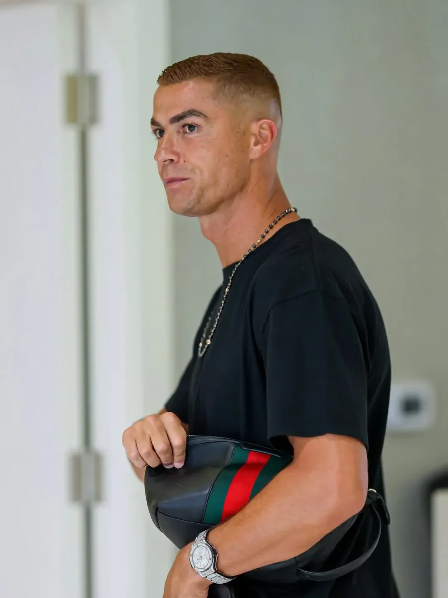 Ronaldo imicini dəyişdi