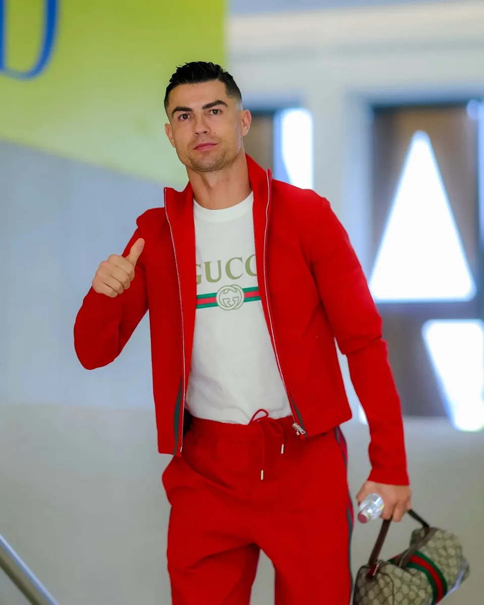 Ronaldo imicini dəyişdi