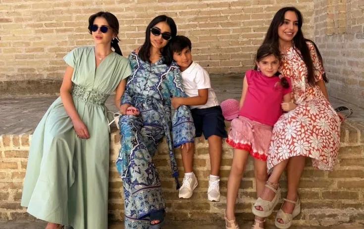 Leyla Əliyeva Şavkat Mirziyoyevin qızları ilə - Foto