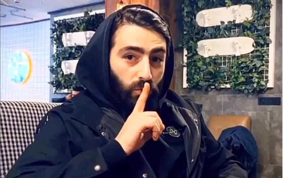 Bütün fotolarını sildi!