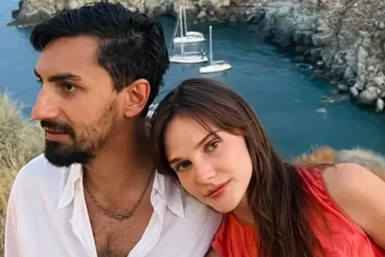 Uşaq gözləyən cütlükdən maraqlı foto