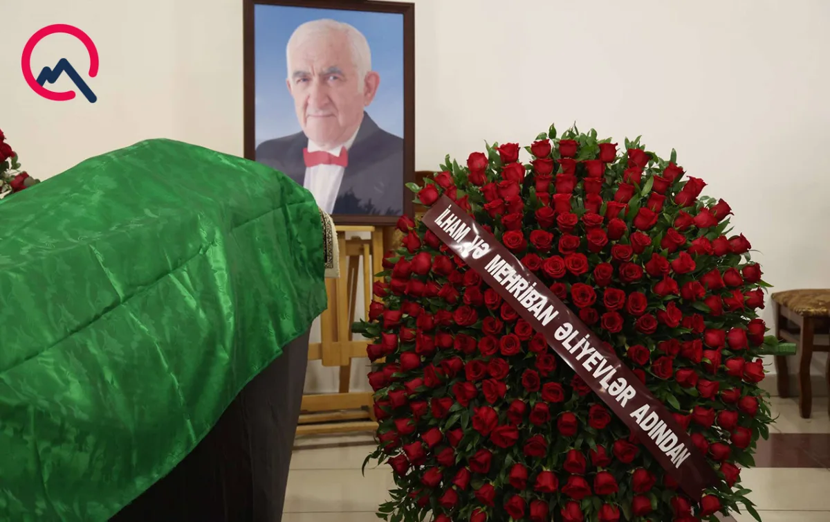 Prezidentlə xanımı vida mərasiminə əklil göndərdi - Foto