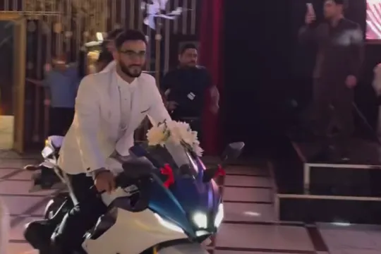 Bakıda keçirilən toy gündəm oldu