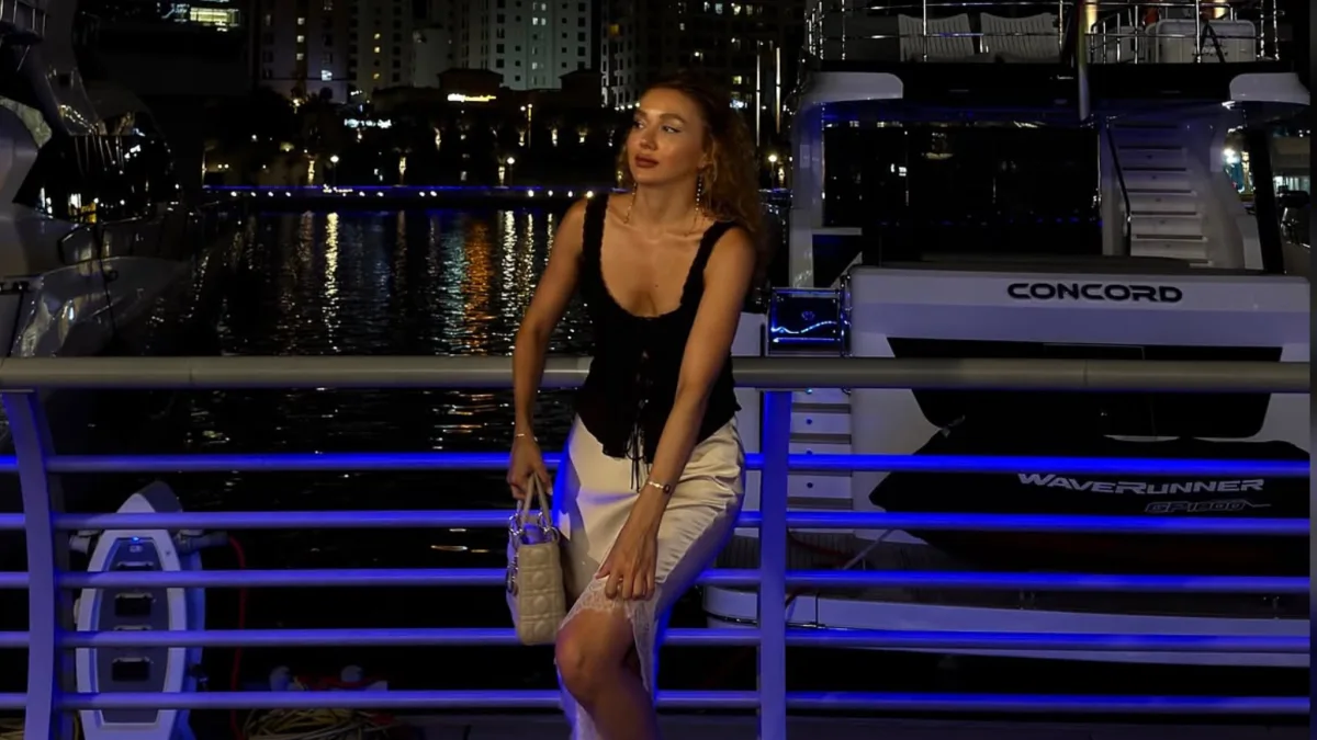 Üzelin Dubay fotoları…