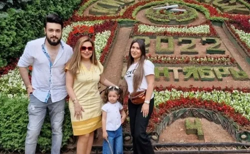 Könül Kərimovanın qızı boşandığını açıqladı
