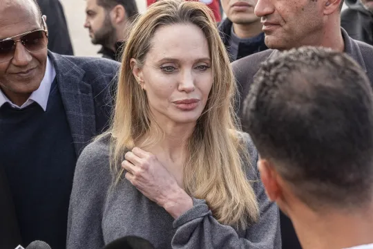 Ancelina Coli Ukraynada!