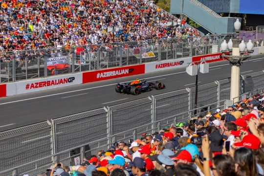 Yubiley Formula 1 “Azərbaycan Qran Prisi” üçün yeni tribuna quraşdırılıb