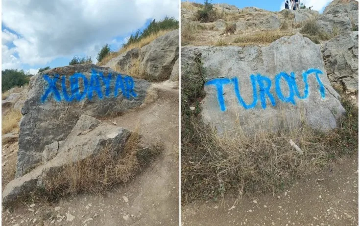 Şuşada turistlər qaya daşlarının üzərini yazıblar