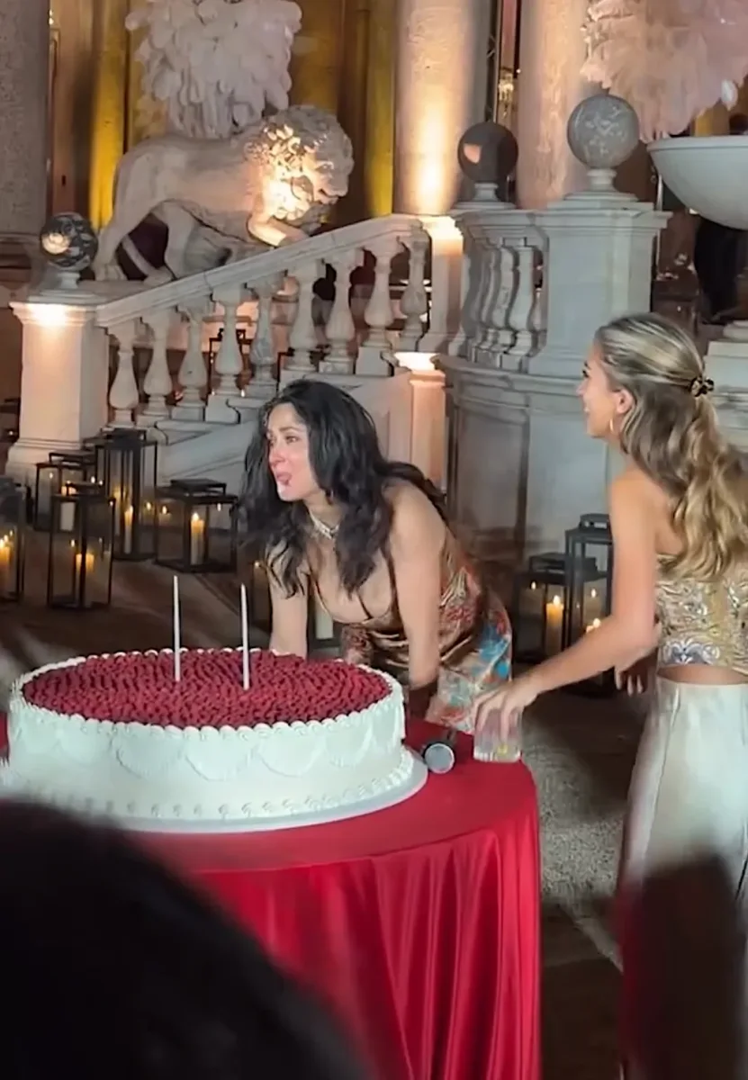 Salma Hayek 60 yaşında!