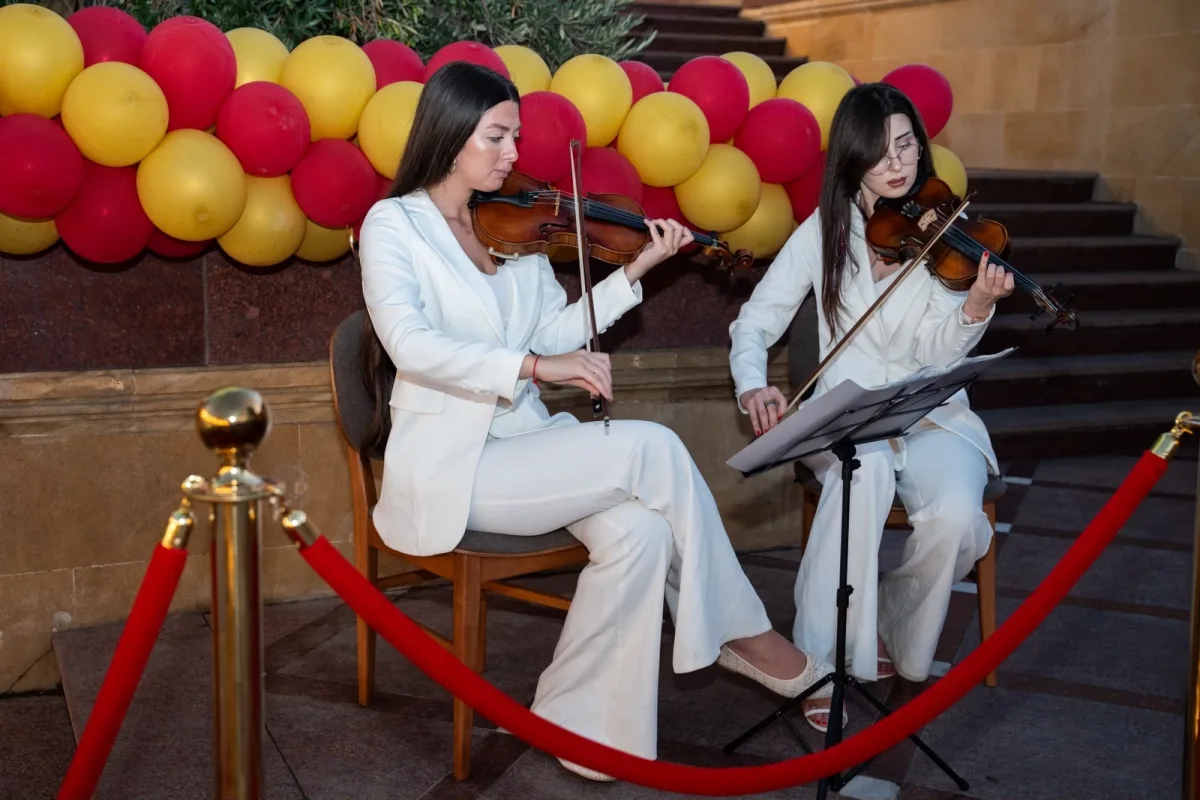 LaLiga Dining & Lounge Musabəyov parkında şəbəkənin ilk “park-side” məkanını açdı