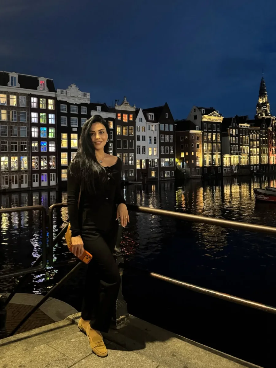 Vüsalə ilə qızının Amsterdam tətili