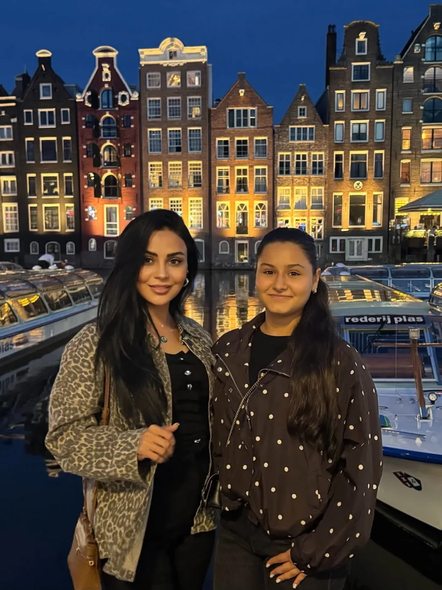 Vüsalə ilə qızının Amsterdam tətili
