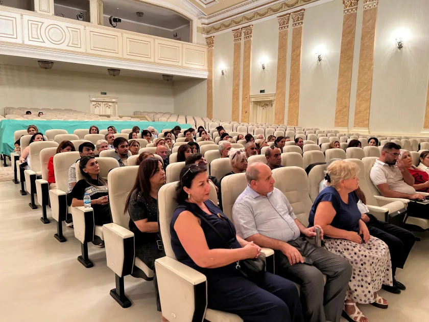 Sumqayıt teatrı yeni mövsümü "Ölməz" tamaşası ilə açacaq