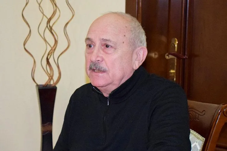 Aleksandr Şarovski vəfat etdi