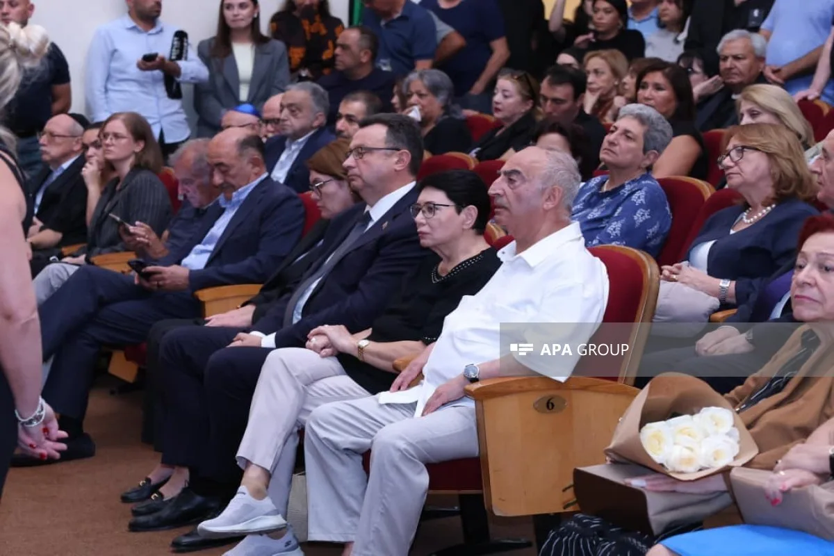 Aleksandr Şarovski ilə vida mərasimi keçirilib