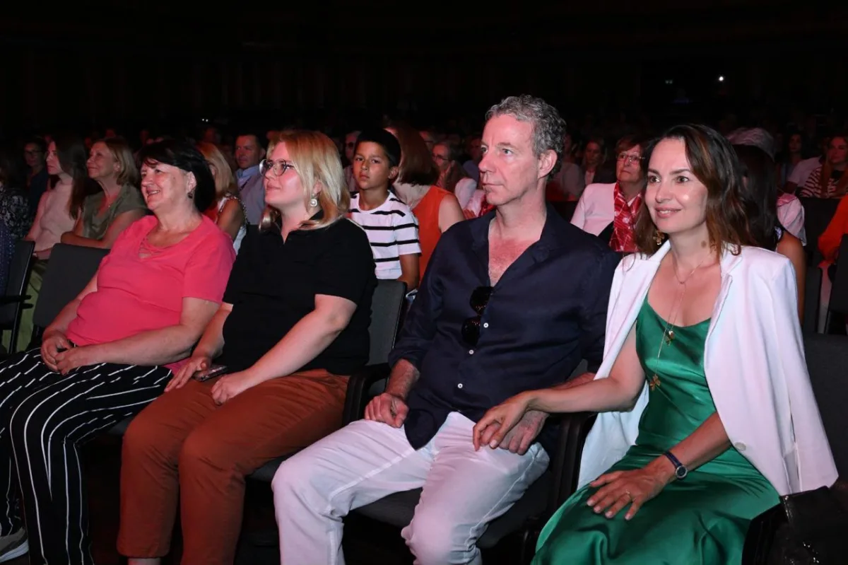 İsveçrədə Azərbaycan mədəniyyəti təntənəsi: Montrö səhnəsində qala-konsert
