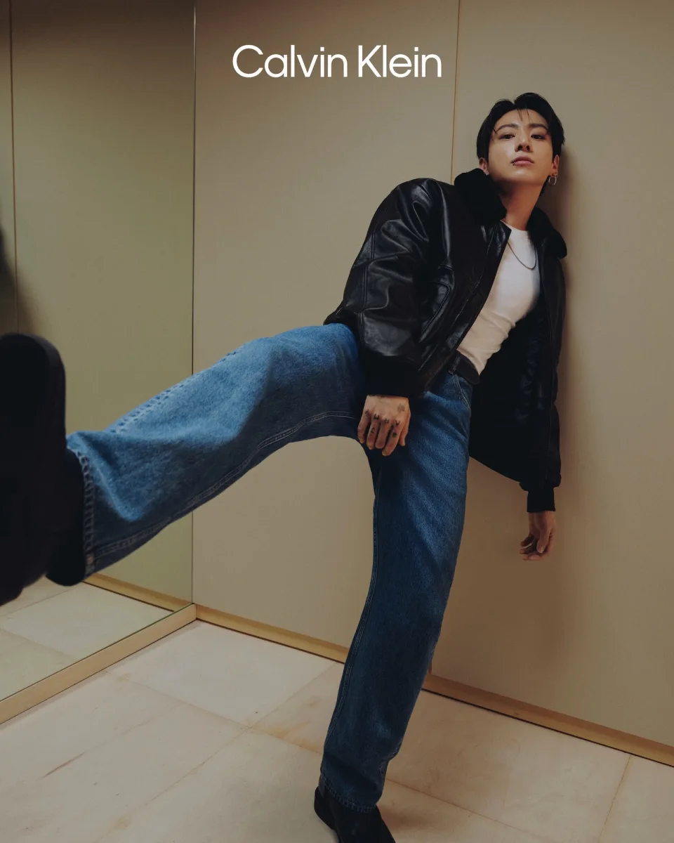 “Calvin Klein” üçün kamera qarşısında