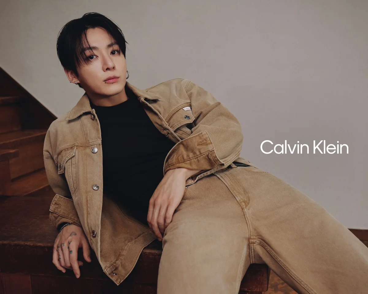 “Calvin Klein” üçün kamera qarşısında