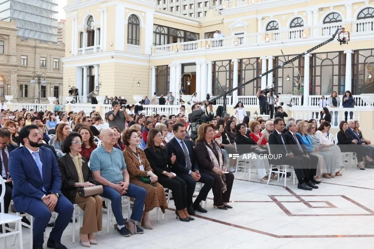 Üzeyir Hacıbəyli XVIII Beynəlxalq Musiqi Festivalının açılışından - Fotolar