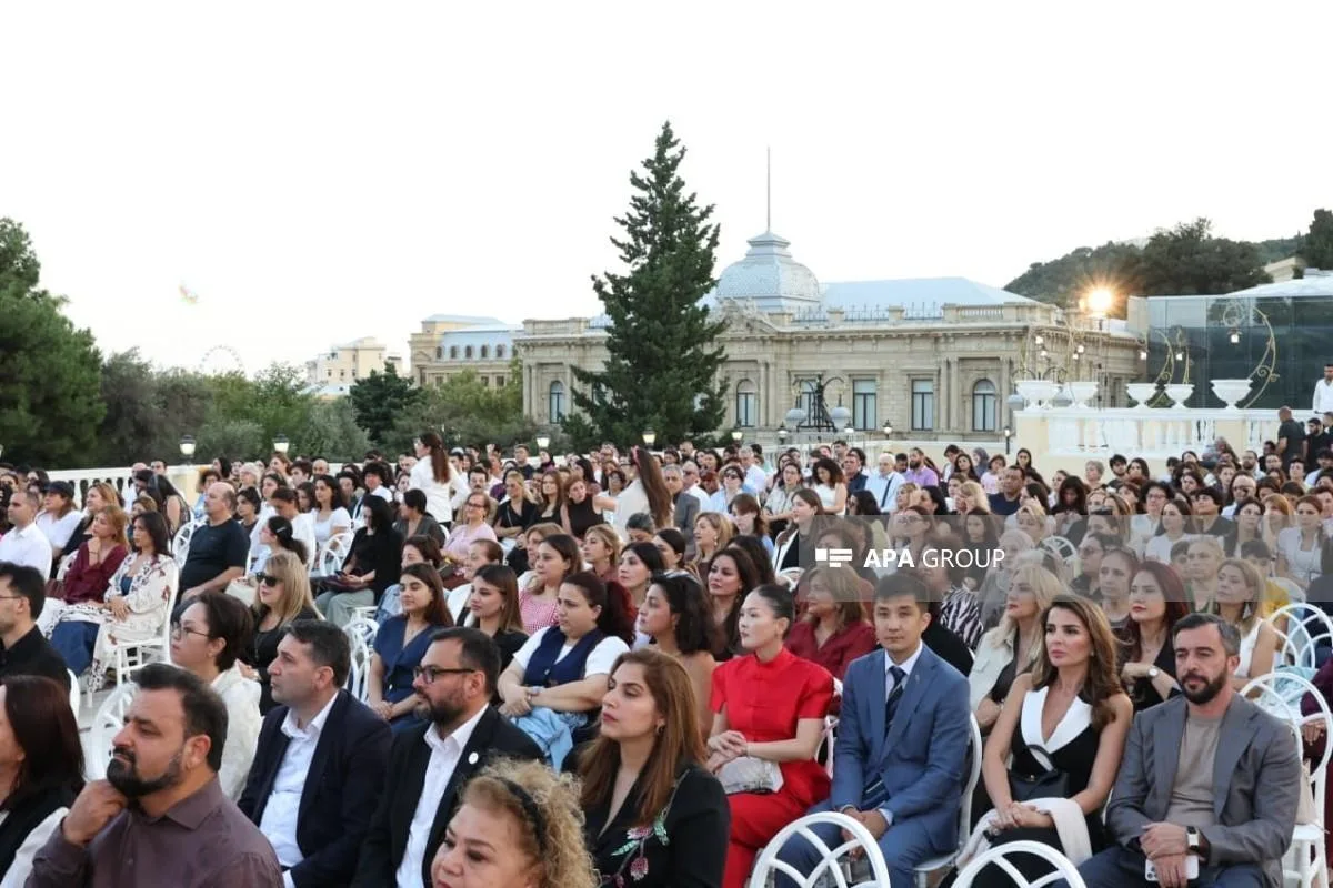 Üzeyir Hacıbəyli XVIII Beynəlxalq Musiqi Festivalının açılışından - Fotolar